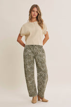 Load image into Gallery viewer, PAISLEY BARREL PANTS