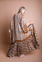 Load image into Gallery viewer, The Paisley Tapestry Free Flow Kimono