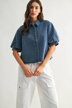 Load image into Gallery viewer, Short-Sleeve Cropped Denim Shirt
