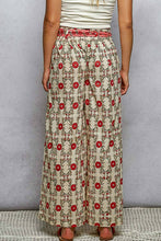 Load image into Gallery viewer, Floral Pattern Straight Fit Pants