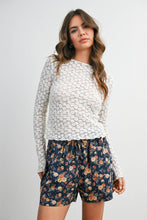Load image into Gallery viewer, Women's Floral Drawstring Shorts