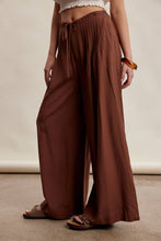 Load image into Gallery viewer, Pleated Waist Wide Leg Pants