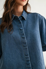 Load image into Gallery viewer, Short-Sleeve Cropped Denim Shirt