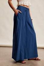 Load image into Gallery viewer, Pleated Waist Wide Leg Pants