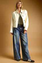 Load image into Gallery viewer, THE PENNY PLEATS ON THE SIDE WIDE LEG JEANS