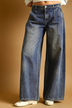 Load image into Gallery viewer, THE PENNY PLEATS ON THE SIDE WIDE LEG JEANS