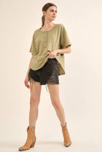 Load image into Gallery viewer, Easy Fit Mineral-Wash Shirt