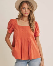 Load image into Gallery viewer, SUNDAY COTTON PUFF-SLEEVED PLEATED BLOUSE
