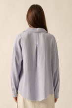 Load image into Gallery viewer, Solid Crinkle Cotton Button Front Shirt
