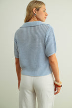 Load image into Gallery viewer, COLLARED SHORT SLEEVE KNITTED TOP
