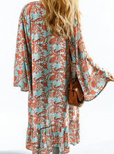 Load image into Gallery viewer, Sky Blue Boho Retro Floral Print Oversized Kimono
