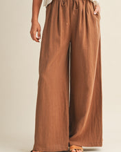 Load image into Gallery viewer, The Georgia Linen Pant
