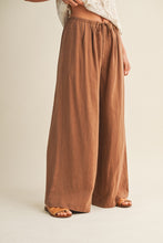 Load image into Gallery viewer, The Georgia Linen Pant
