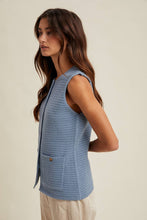 Load image into Gallery viewer, TEXTURED SWEATER VEST
