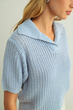 Load image into Gallery viewer, COLLARED SHORT SLEEVE KNITTED TOP
