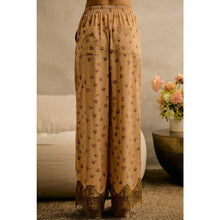 Load image into Gallery viewer, SATIN FLORAL PRINT  WIDE LEG PULL ON PANTS WITH LACE
