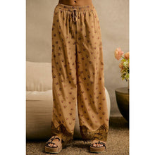 Load image into Gallery viewer, SATIN FLORAL PRINT  WIDE LEG PULL ON PANTS WITH LACE
