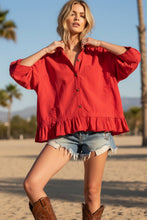 Load image into Gallery viewer, Ruffle Hem Button Front Poplin Top
