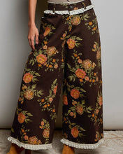 Load image into Gallery viewer, Ruffle Floral Pattern Waistband Button-Front Woven Pants
