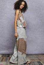 Load image into Gallery viewer, Solid Lace Patch Detail Woven Pants
