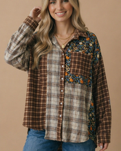 Load image into Gallery viewer, Button Down Color Block Oversized Top
