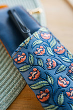 Load image into Gallery viewer, Creeping Floral Embroidered Notebook Pouch
