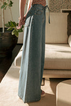 Load image into Gallery viewer, WIDE LEG DENIM PANTS WITH SELF BELT
