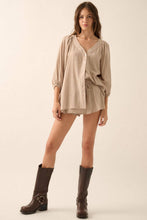 Load image into Gallery viewer, Textured Button-Front Three Quarter-Sleeve Top
