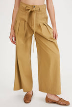 Load image into Gallery viewer, Pleated Tie-Waist Wide Leg Pants
