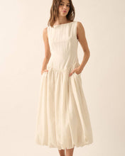 Load image into Gallery viewer, Linen-Blend Bubble Midi Dress Oatmeal
