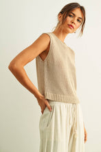 Load image into Gallery viewer, SLEEVELESS KNITTED TOP
