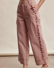 Load image into Gallery viewer, Floral Embroidered Cropped Wide-Leg Pants
