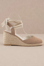 Load image into Gallery viewer, D-ALONDRA-ESPADRILLE, LACE UP, WEDGE
