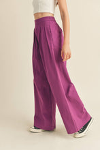 Load image into Gallery viewer, PLEATED EXTRA WIDE LEG PANTS
