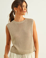 Load image into Gallery viewer, SLEEVELESS KNITTED TOP
