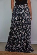 Load image into Gallery viewer, The Dallis Wide Leg Pants
