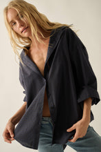 Load image into Gallery viewer, Plaid Button-Front Collared Long-Sleeve Oversize Shirt
