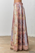 Load image into Gallery viewer, PATCHWORK KNIT PRINT MAXI SKIRT
