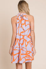 Load image into Gallery viewer, Online Exclusive Resort style halter neck short sundress
