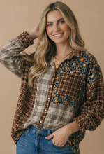 Load image into Gallery viewer, Button Down Color Block Oversized Top
