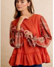 Load image into Gallery viewer, BOAT NECK STRIPED KNIT SWEATER
