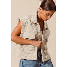 Load image into Gallery viewer, TRIANGLE QUILTING VEST
