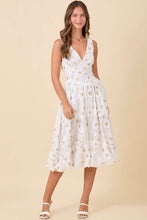 Load image into Gallery viewer, The Quinn Floral Midi Dress
