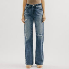 Load image into Gallery viewer, Our Favorite 90s Ultra High Rise Jeans
